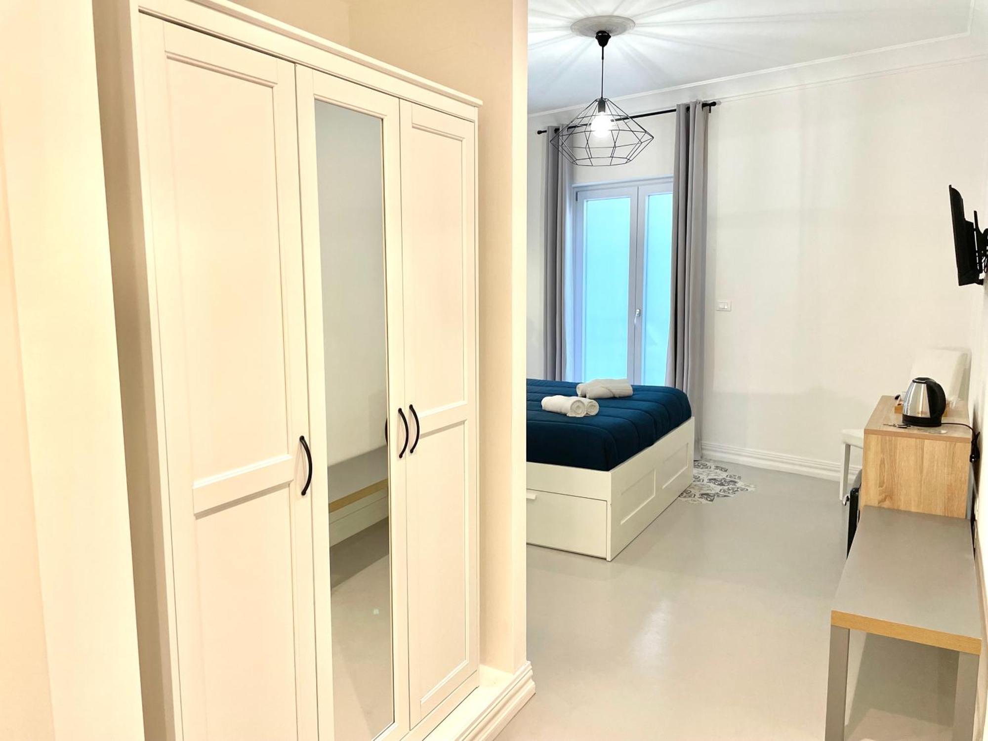 Le Porte Di Lecce Suites Bagian luar foto