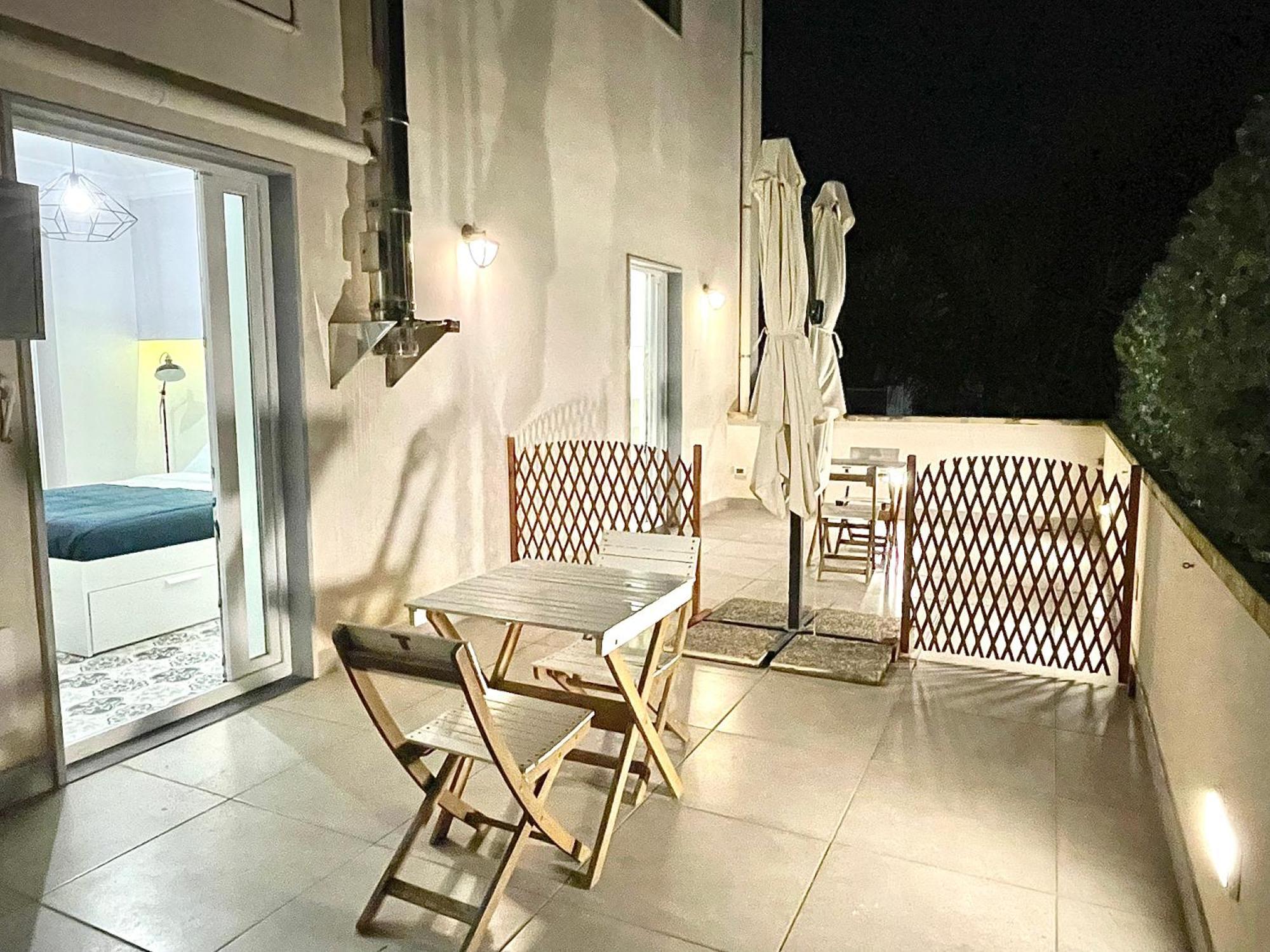 Le Porte Di Lecce Suites Bagian luar foto